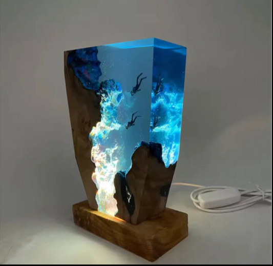 Divers Resin Lamp